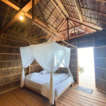 Mambetron Homestay Raja Ampat Pulau Mansuar Eksteriør bilde